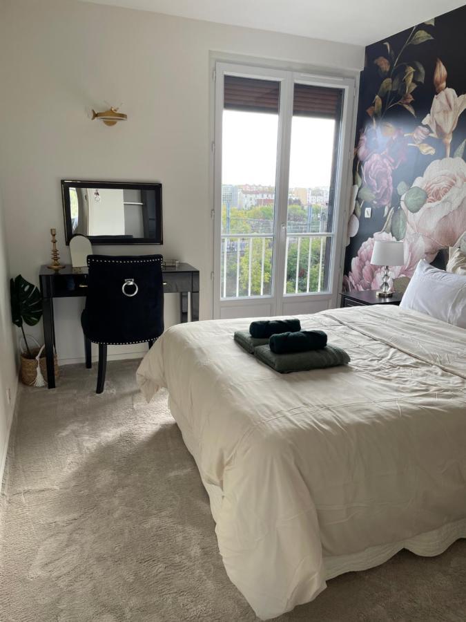 Rose Blossom Apartment In Paris Vanves Buitenkant foto